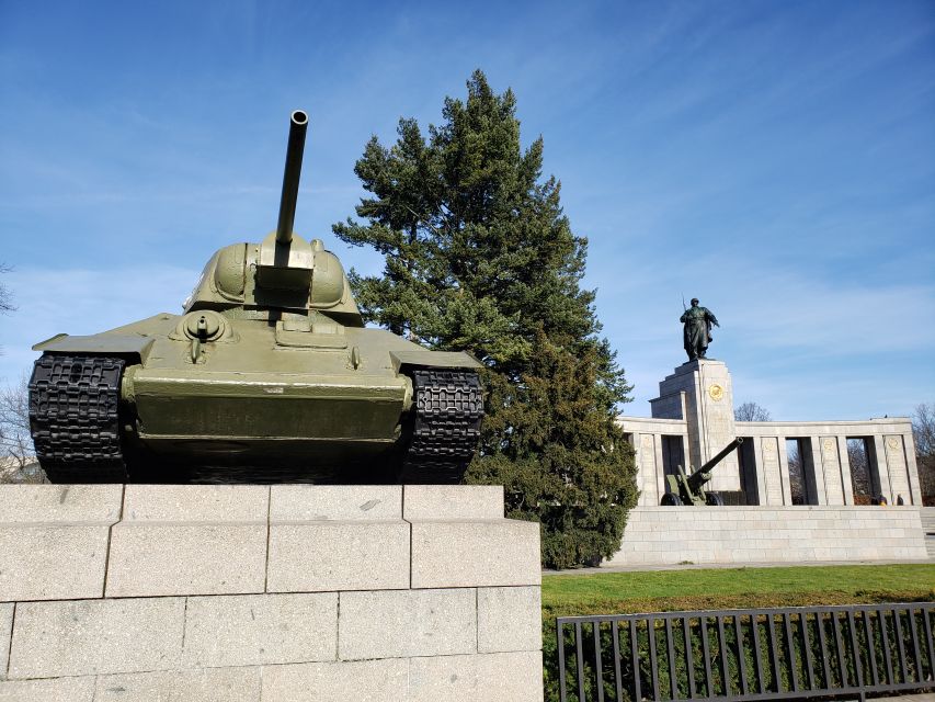 Berlin: Hitler and the Third Reich - a Private Walking Tour - The Brandenburg Gate