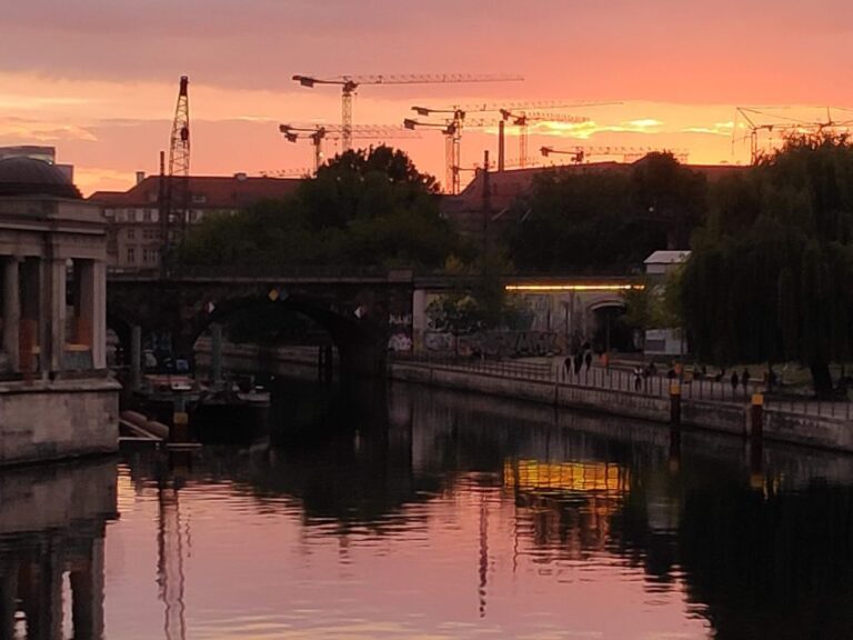 Berlin: Museum Island Guided Walking Tour Tour Overview