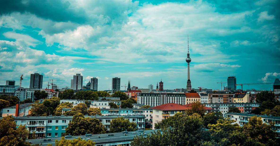 Berlin: Private Christmas Market Tour - Overview of the Tour