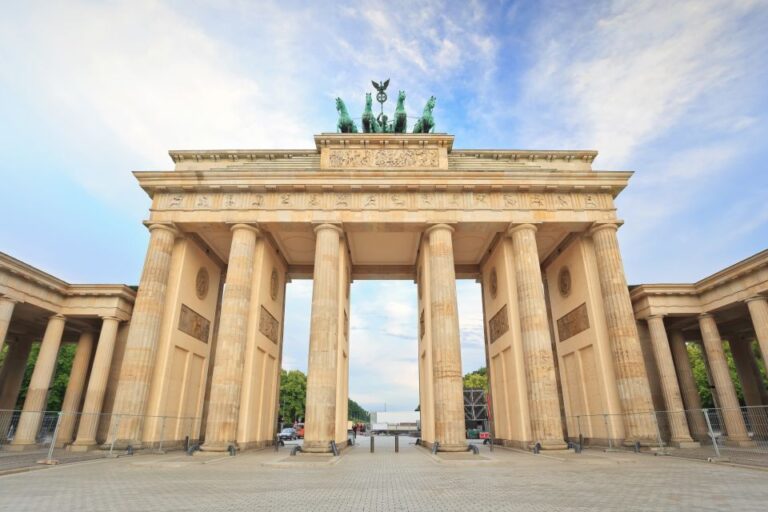 Berlin: Private City Center Highlights Walking Tour Private Walking Tour Overview