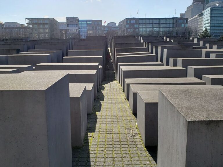 Berlin: Private Walking Tour Through The City Center Checkpoint Charlie Starting Point