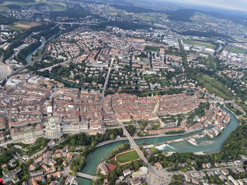 Bern: Private 18-Minute Helicopter Flight - Berns Picturesque Old Town