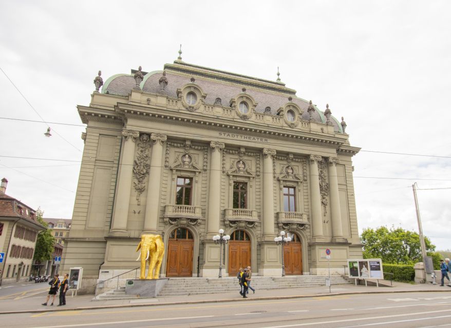 Bern: Private Exclusive History Tour With a Local Expert - Discover Berns Captivating History