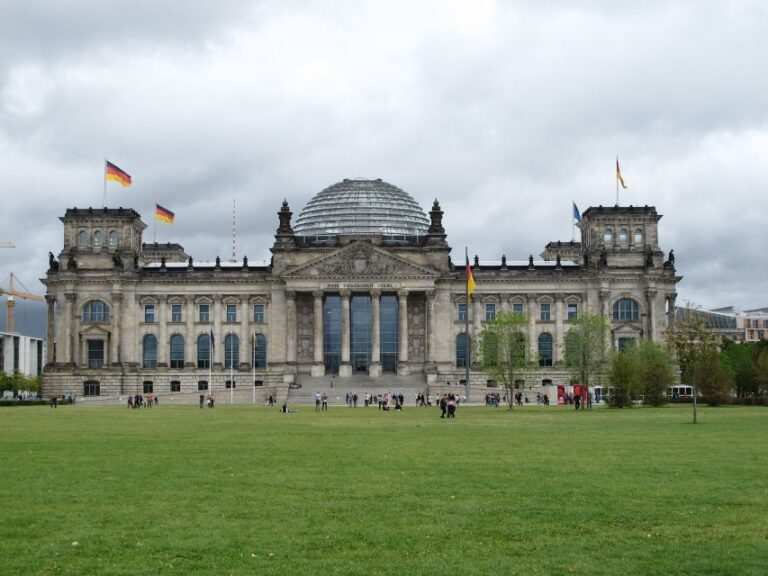 Best Of Berlin Private Tour Reichstag Building: Architectural Masterpiece