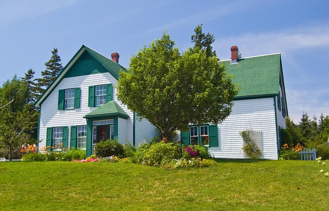 Best Of P.e.i. Small Group Tour W/anne Of Green Gables +cavendish Tour Overview