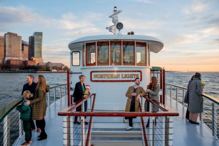 Boston: Cocoa And Carols Holiday Cruise Activity Overview