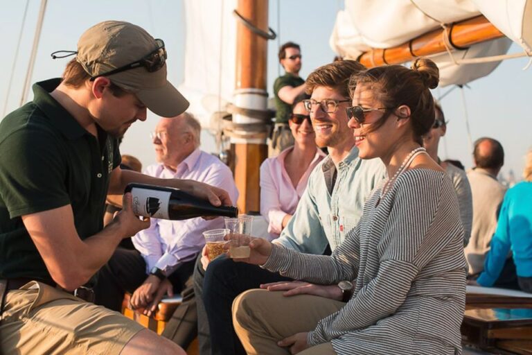 Boston: Harbor Champagne Sunset Sail From Rowes Wharf Activity Overview