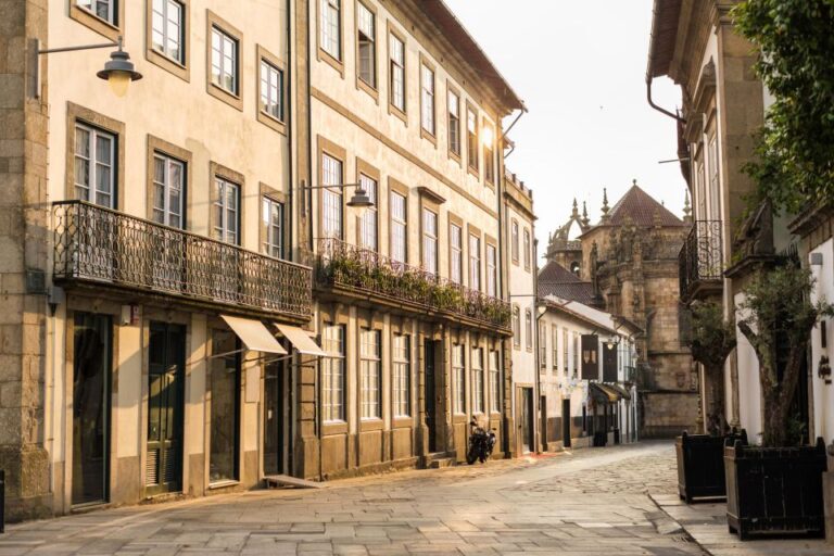 Braga's Family Discovery Trail: A Walk Through History Explore Bragas Lively Avenues