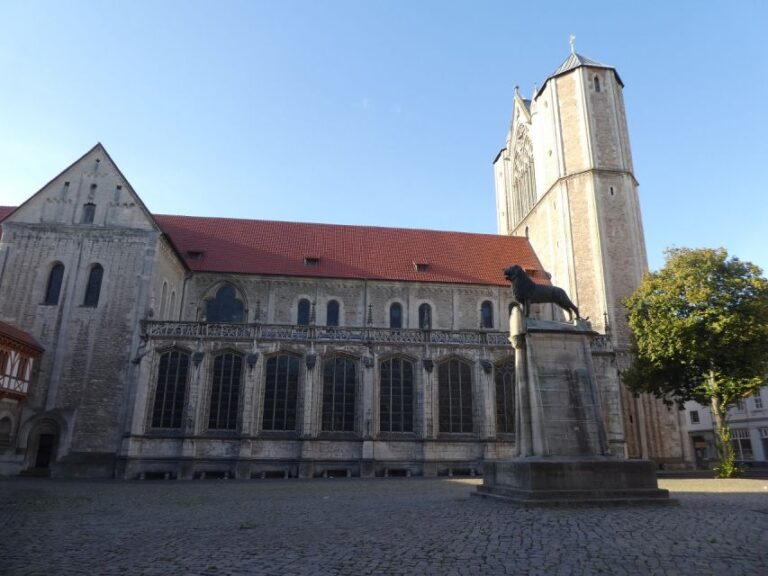 Braunschweig: Private City Walking Tour With Certified Guide Braunschweigs Heritage And Landmarks