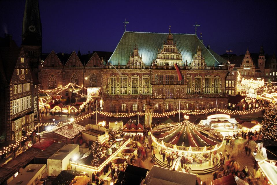 Bremen: Fairy Tale Christmas Guided Walking Tour in English - Exploring Bremens Christmas Market