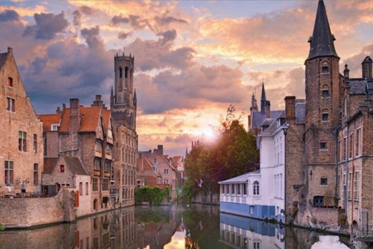 Bruges : Bachelorette Party Outdoor Smartphone Game Activity Overview