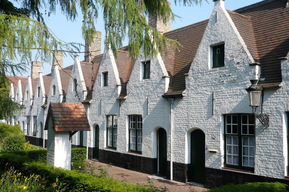 Bruges Beer and Chocolate Walking Tour - Tour Overview