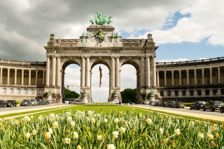 Brussels: First Discovery Walk And Reading Walking Tour Activity Overview