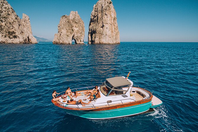 Capri Private Boat Tour From Sorrento, Positano or Naples - Included in the Capri Boat Tour