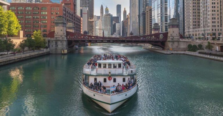 Chicago: Architecture Center Cruise On Chicagos First Lady Overview And Experience