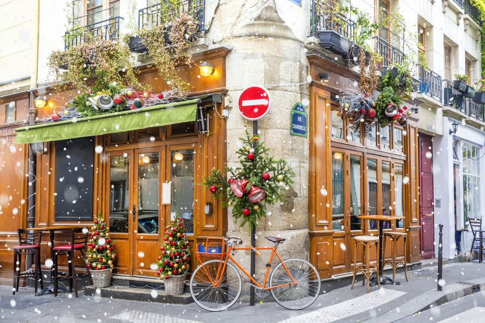 Christmas Exploration of Paris Walking Tour - Tour Duration and Type