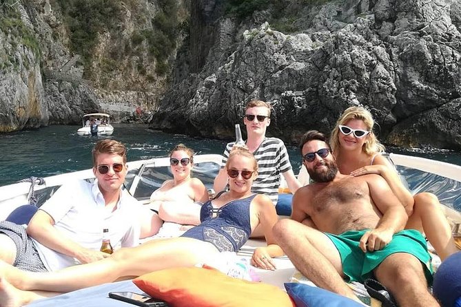 Daily Boat Tour Of Amalfi And Positano From Sorrento Inclusions