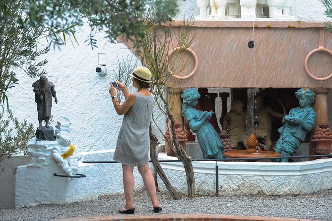 Dali Museum, House & Cadaques Private Tour From Barcelona Tour Details