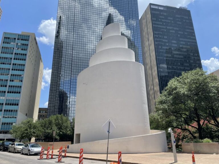 Dallas In Wonderland: A Self Guided Audio Tour Seizing The Land From Native Peoples