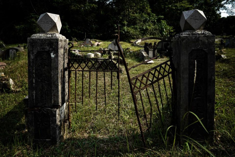 Dark Side and Cemeteries of Galveston – Walking Tour - Galvestons Dark History