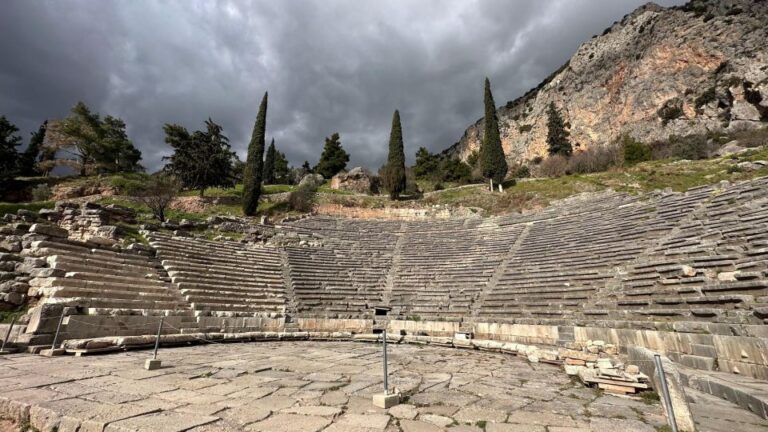 Delphi Navel Of Earth Hosios Loukas Full Day Private Tour Tour Overview