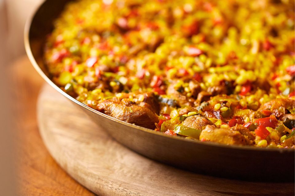 Denver : Paella Cooking Class With Local Chef - Class Overview