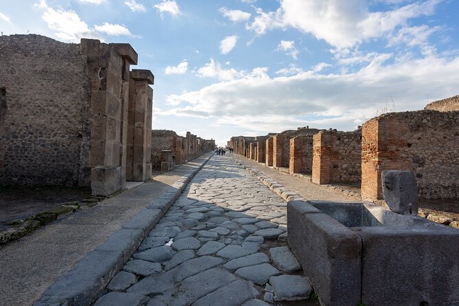 Discover Pompeii, Sorrento & Capri In A 3 Day Escape From Rome Uncover The Ruins Of Pompeii