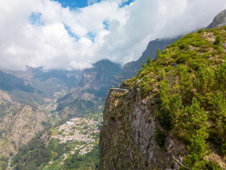 Do Funchal Nuns Valley Tuk Tuk Tour (2h30) Tour Overview