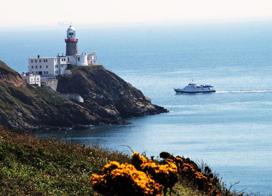 Dublin: Dublin Bay Cruise From Dun Laoghaire to Howth - Experience Highlights