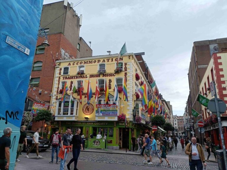 Dublin: Self Guided Smartphone Audio Tour Of Temple Bar Tour Route And Landmarks