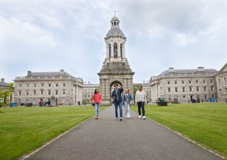 Dublin: Trinity College Campus Guided Walking Tour Tour Overview