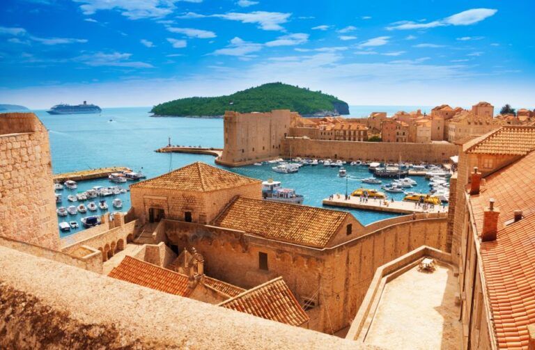 Dubrovnik: Private Airport Transfer Booking Information