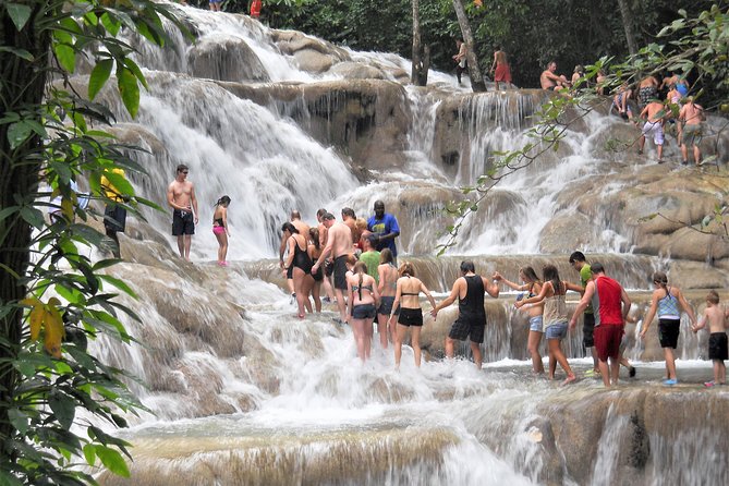 Dunns River Falls and Ocho Rios Shopping Tour From Runaway Bay - Meeting and Pickup Information