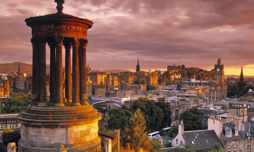 Edinburgh: 3-Hour Historical Walking Tour in English - Key Locations on the Tour