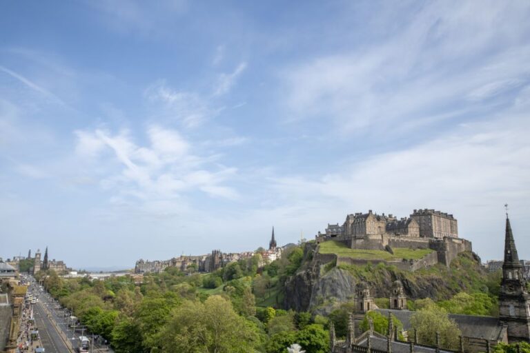 Edinburgh Castle: Guided Walking Tour With Entry Ticket Tour Overview