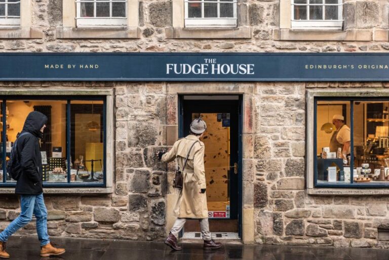 Edinburgh: Historical Gems Tour & A Taste Of Scottish Fudge Tour Overview