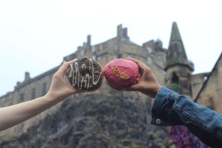 Edinburgh: Holiday Donut Adventure Tour Exploring Edinburghs Donut Landscape