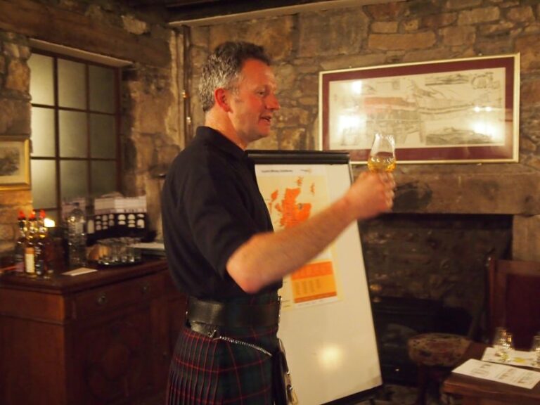 Edinburgh: Small Group History Of Whisky Tour With Tasting Tour Details