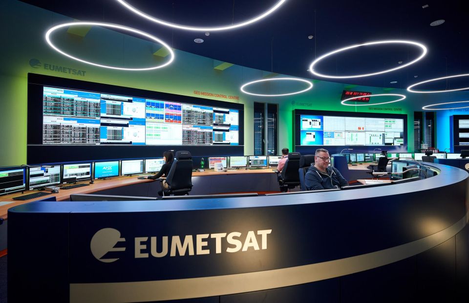 EUMETSAT - Weather Data for the World Made in Darmstadt - About EUMETSAT