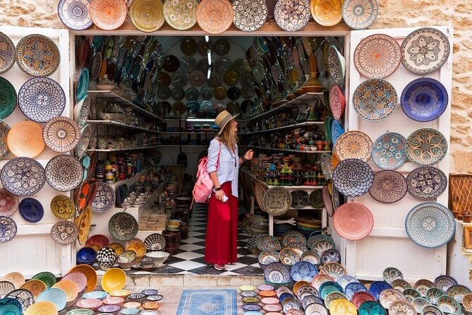 Explore Essaouira on a Day Trip From Marrakech - Exploring Essaouiras Vibrant Medina