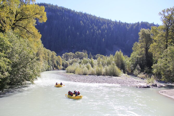 Family Friendly Cheakamus Splash Rafting The Cheakamus River Wilderness