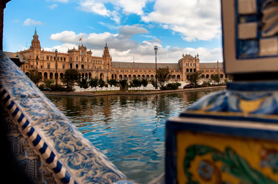 Fascinating Seville Full-Day Sightseeing Tour - Tour Overview and Details