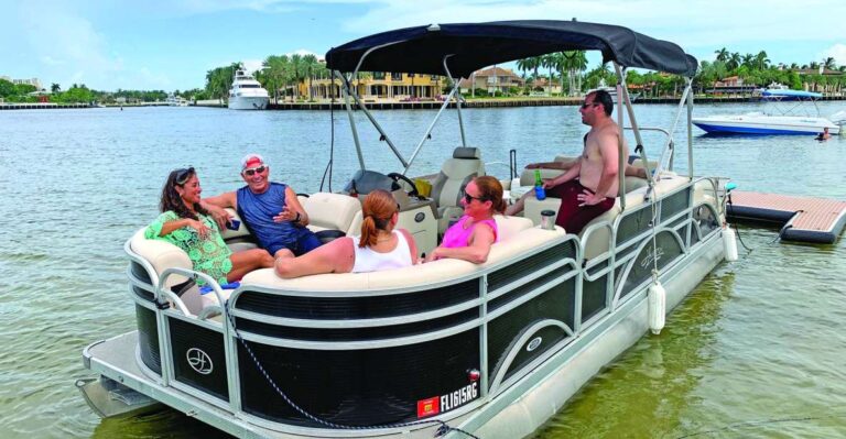 Fort Lauderdale Private Boat Cruise With Watertoys, 4 Hours Boat Amenities