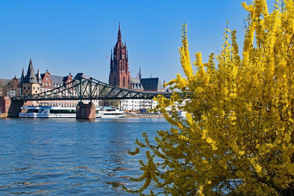 Frankfurt: Private City Center Sightseeing Walking Tour - Tour Overview