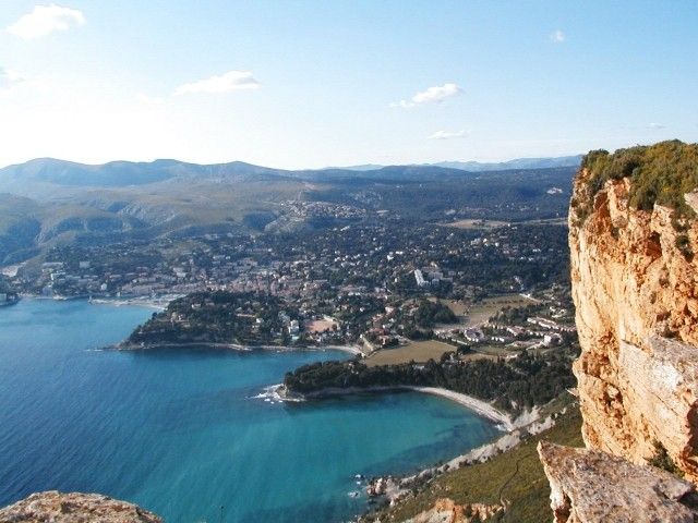 From Aix En Provence: Cassis Tour With Cap Canaille Stop Tour Overview