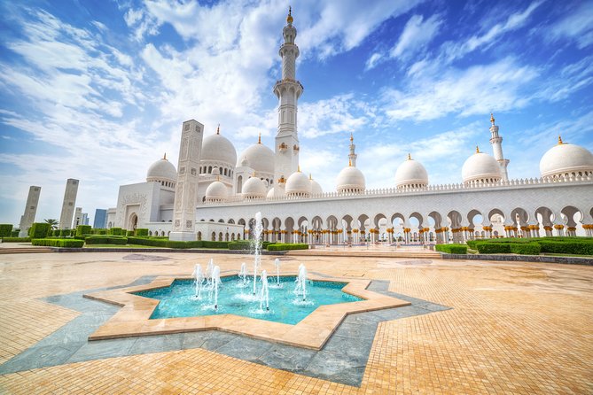 From Dubai: Abu Dhabi City Sightseeing & Sheikh Zayed Mosque Visit Sheikh Zayed Mosque