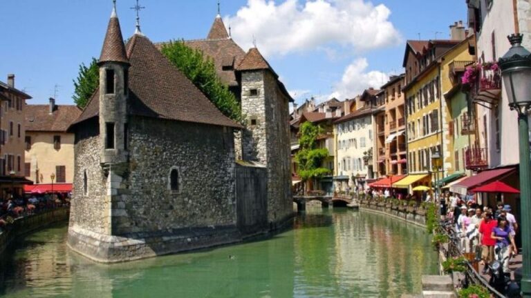 From Geneva: Private Annecy Tour Tour Overview