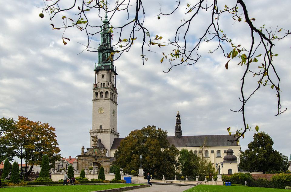 From Krakow: Czestochowa, Black Madonna and Lagiewniki Tour - Pickup and Travel to Czestochowa