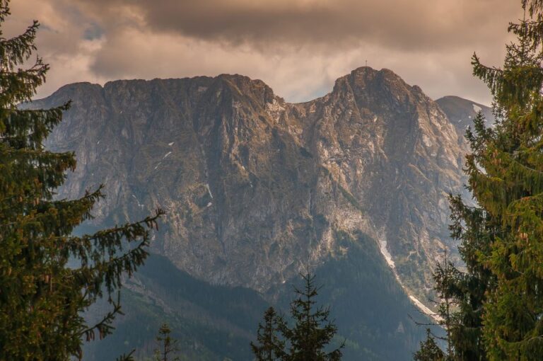 From Krakow: Zakopane And Dunajec River Rafting Tour Tour Overview