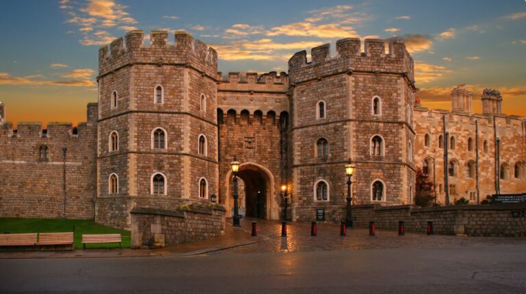 From London: Stonehenge, Windsor And Salisbury Guided Tour Tour Overview